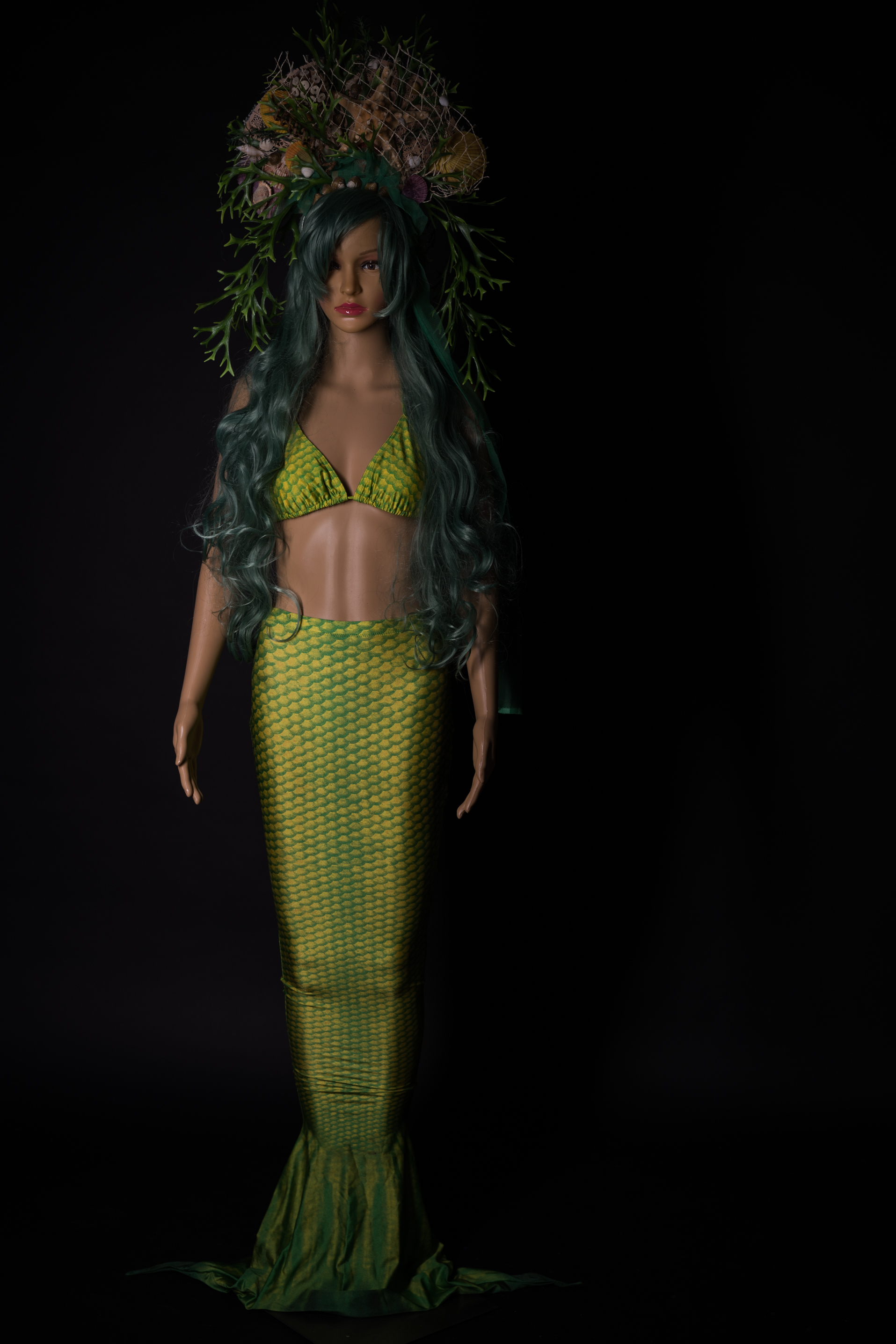     Grünes Mermaidkleid mit Flosse und pssenden Kopfschmuck     